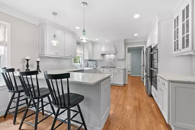 2103 Oakcrest Court, Raleigh, NC 27612 - Photo 9