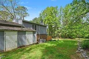 209 Carmichael Ct, Cary, NC 27511 - Photo 21