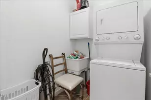 302 Martin Luther King Junior Dr, Smithfield, NC 27577 - Photo 27