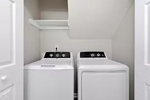 117 Luxon Pl, Cary, NC 27513 - Photo 11