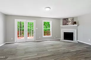 117 Luxon Pl, Cary, NC 27513 - Photo 9