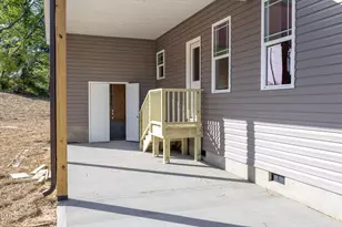 201 W Hamer St, Coats, NC 27521 - Photo 23