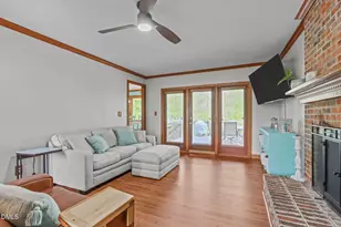 107 Ridge Hollow Ct, Cary, NC 27513 - Photo 7