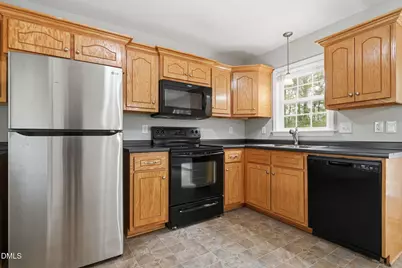 633 Sunray Drive, Clayton, NC 27520 - Photo 9