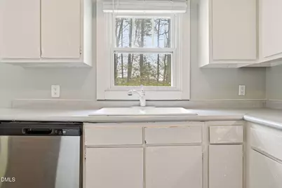 633 Sunray Drive, Clayton, NC 27520 - Photo 5