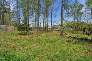 633 Sunray Dr, Clayton, NC 27520 - Photo 25