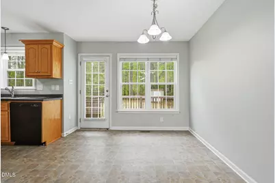 633 Sunray Drive, Clayton, NC 27520 - Photo 5