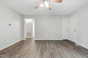 633 Sunray Dr, Clayton, NC 27520 - Photo 9