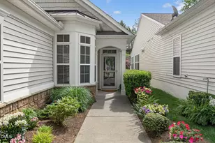 302 Fenmore Pl, Cary, NC 27519 - Photo 3