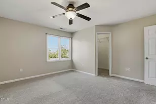 1047 Mica Lamp Ct, Apex, NC 27502 - Photo 15