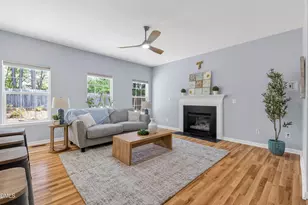 128 McKenzie Meadow Ln, Apex, NC 27539 - Photo 21