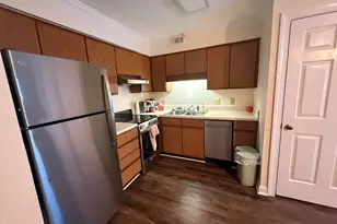 3537 Ivy Commons Dr, Raleigh, NC 27606 - Photo 3