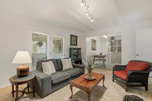 200 Brandon Ct, Raleigh, NC 27609 - Photo 17