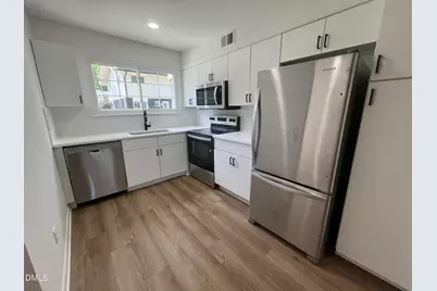 708 Hawes Court #B, Raleigh, NC 27608 - Photo 5