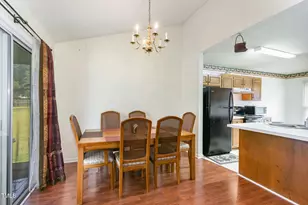 2316 Carthage Cir, Raleigh, NC 27604 - Photo 9