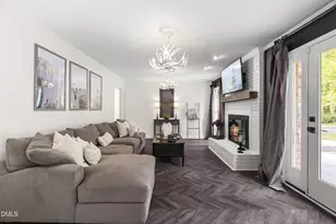 8305 Wheatstone Ln, Raleigh, NC 27613 - Photo 11