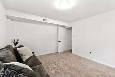 2004 Varnell, Raleigh, NC 27612 - Photo 31