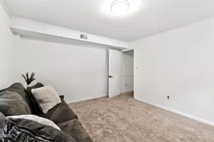 2004 Varnell, Raleigh, NC 27612 - Photo 31