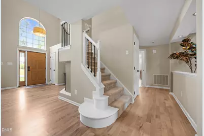 100 Trailview Drive, Cary, NC 27513 - Photo 9