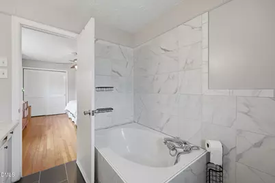 402 Crestview Drive, Durham, NC 27712 - Photo 21