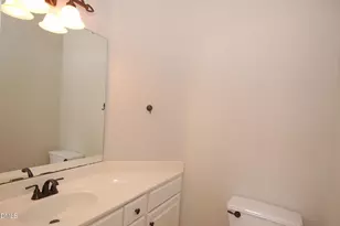 1327 Cameron View Ct, Raleigh, NC 27607 - Photo 7