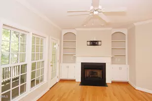 1327 Cameron View Ct, Raleigh, NC 27607 - Photo 5