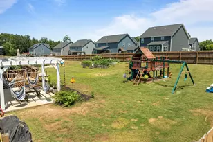 204 Ashland Hill Dr, Holly Springs, NC 27540 - Photo 37