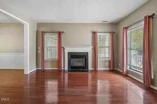 5324 Bartram Pl, Raleigh, NC 27617 - Photo 7