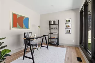 202 Mimosa Dr, Chapel Hill, NC 27514 - Photo 37