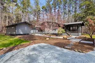 202 Mimosa Dr, Chapel Hill, NC 27514 - Photo 11