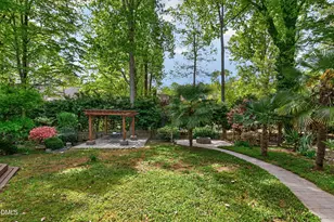 4021 Westwood Pl, Raleigh, NC 27613 - Photo 31