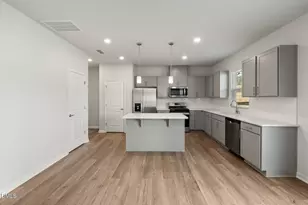 437 Woodbluff Dr, Sanford, NC 27330 - Photo 5