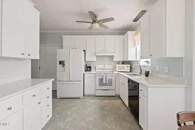 100 Linwood Lane, Clayton, NC 27527 - Photo 9