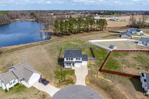 338 Beaver Tavern Dr, Benson, NC 27504 - Photo 3