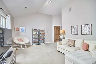 1216 E Pointe Dr, Durham, NC 27712 - Photo 67