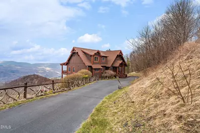 635 Acorn Nvno, Zionville, NC 28698 - Photo 3