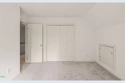4925 Old Millcrest Court, Raleigh, NC 27609 - Photo 39