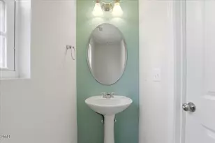 814 Bristol Bridge Dr, Cary, NC 27519 - Photo 27