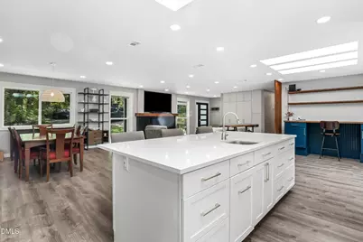 9711 Gates Lane, Chapel Hill, NC 27516 - Photo 11