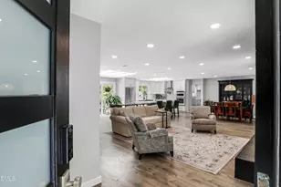 9711 Gates Ln, Chapel Hill, NC 27516 - Photo 5