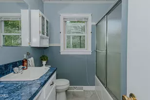 3244 Maple Ave, Burlington, NC 27215 - Photo 23