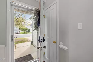 2716 Thoreau Dr, Durham, NC 27703 - Photo 7