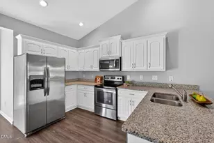 40 N Treeline Dr, Spring Hope, NC 27882 - Photo 3