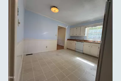 907 Chestnut Drive, Smithfield, NC 27577 - Photo 19