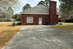 907 Chestnut Dr, Smithfield, NC 27577 - Photo 9