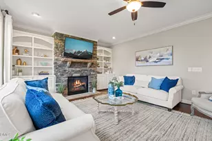 528 Bosworth Pl, Cary, NC 27519 - Photo 3