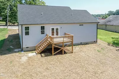 705 E Battle Avenue, Tarboro, NC 27886 - Photo 3