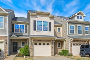 202 Beaconwood Ln, Holly Springs, NC 27540 - Photo 3