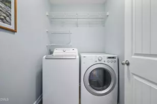 202 Beaconwood Ln, Holly Springs, NC 27540 - Photo 33