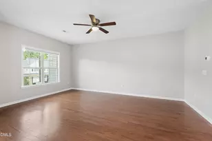 202 Beaconwood Ln, Holly Springs, NC 27540 - Photo 9